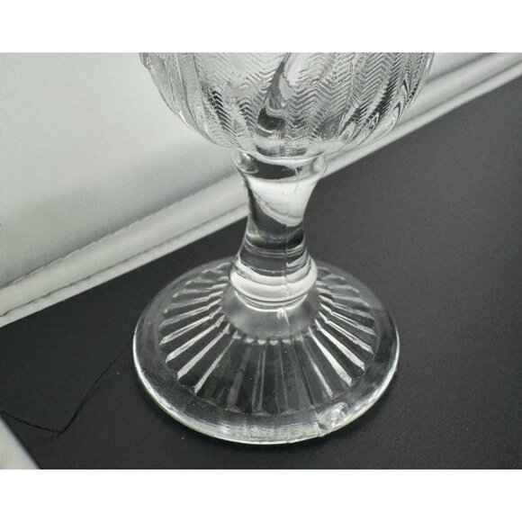 Jeannette Glass Iris and Herringbone Glass Wine Goblets - Set Of 5 - Picture 5 of 6